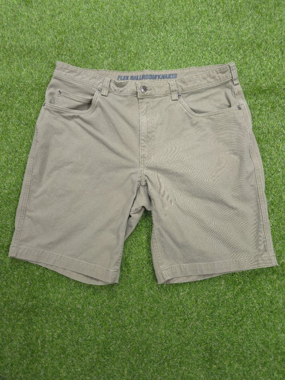 Duluth Trading Shorts Mens 38 Khakis Relaxed Fit 11" Flex Ballroom 5 Pocket